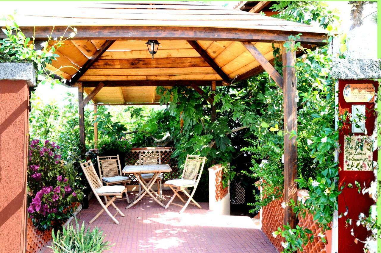 B&B Casa Derosas Golfo Aranci Exterior photo