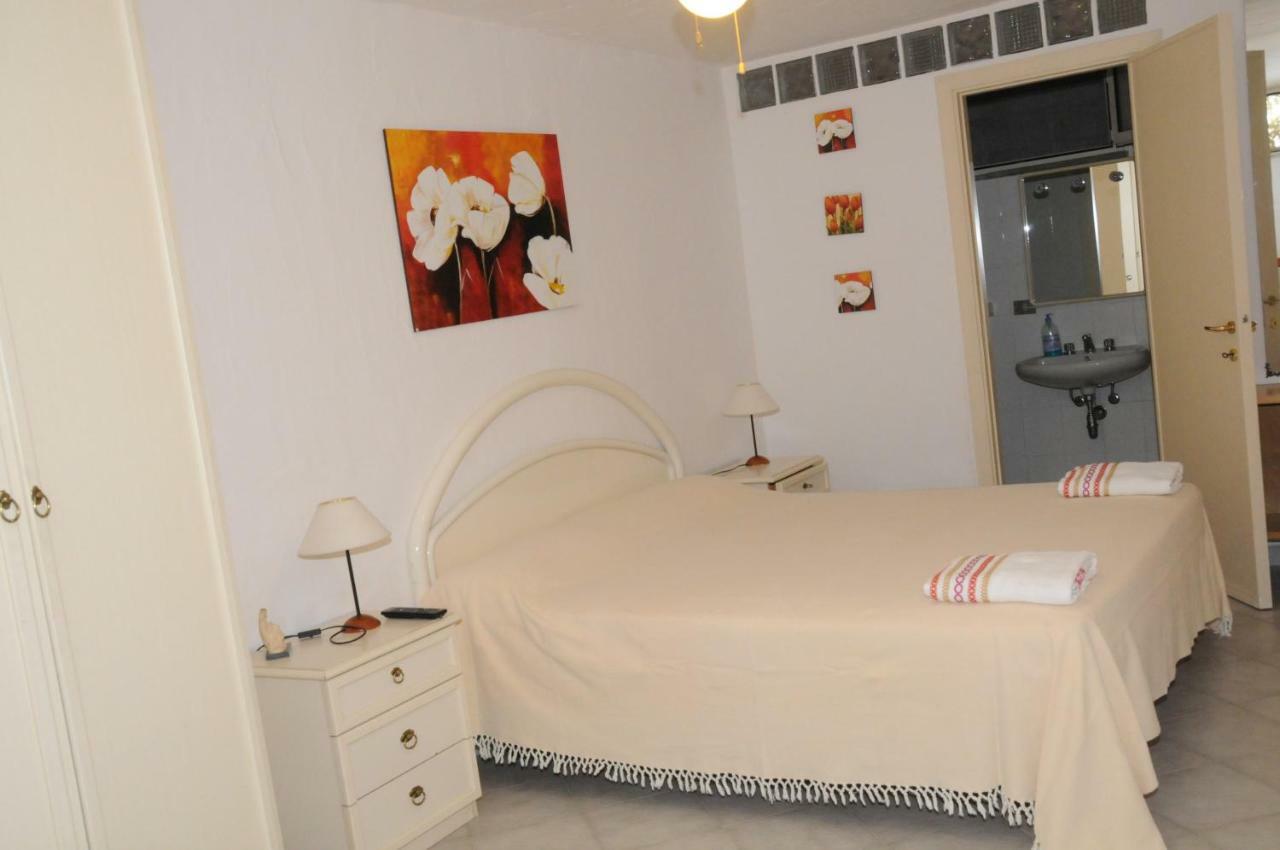 B&B Casa Derosas Golfo Aranci Room photo